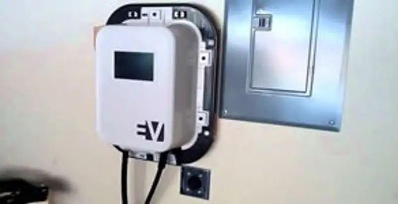 Electric car charger installation with wall-mounted EV charging station in Fort Lauderdale, FL
