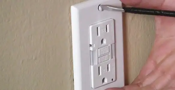 gfc outlets service securing and mounting ground fault circuit interrupter outlet by certified electricians in Fort Lauderdale, FL