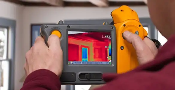 home energy audit service capturing thermal readings to analyze insulation and electrical efficiency in Fort Lauderdale, FL