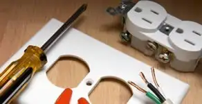 outlet repair services with electrical outlet installation preparation in Fort Lauderdale, FL