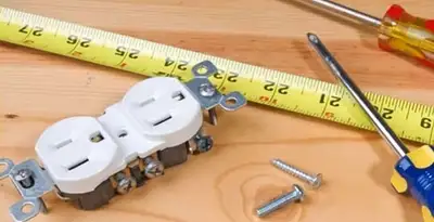 outlet repair services with replacement electrical outlet components in Fort Lauderdale, FL