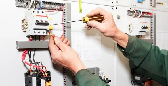 Professional electrical panel installation and wiring maintenance in Fort Lauderdale, FL